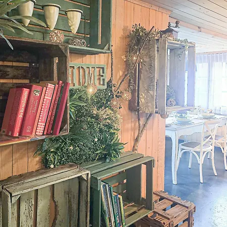 Familien-waldzauber-chalet Naehe Saas-fee 아파트