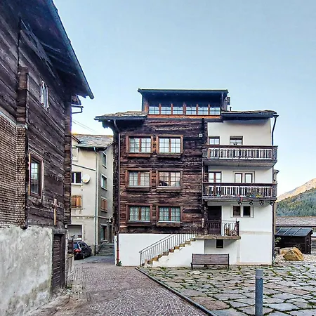 Familien-waldzauber-chalet Naehe Saas-fee 사스그룬트